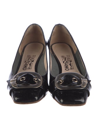 Ferragamo Vara Bow Accent Patent Leather Pumps