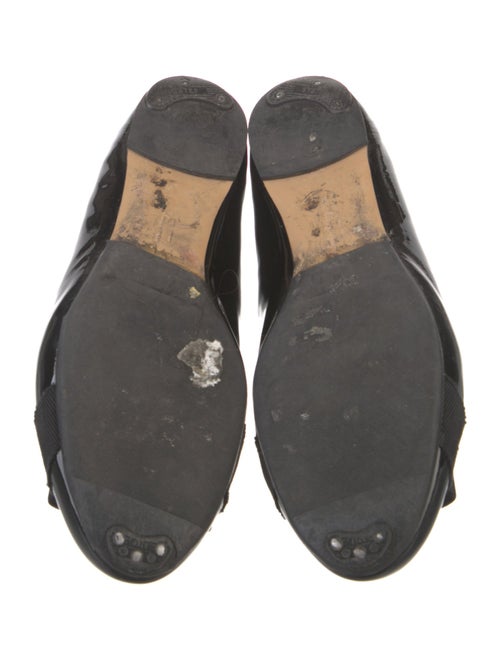 Ferragamo Vara Bow Accent Patent Leather Flats