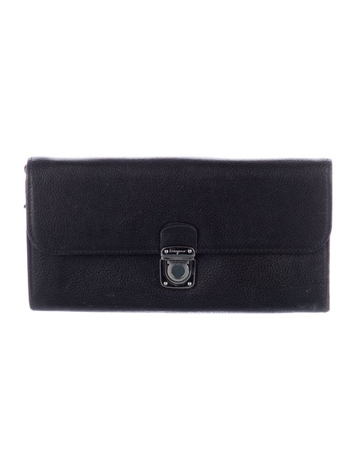 Ferragamo Gancini Logo Leather Continental Wallet
