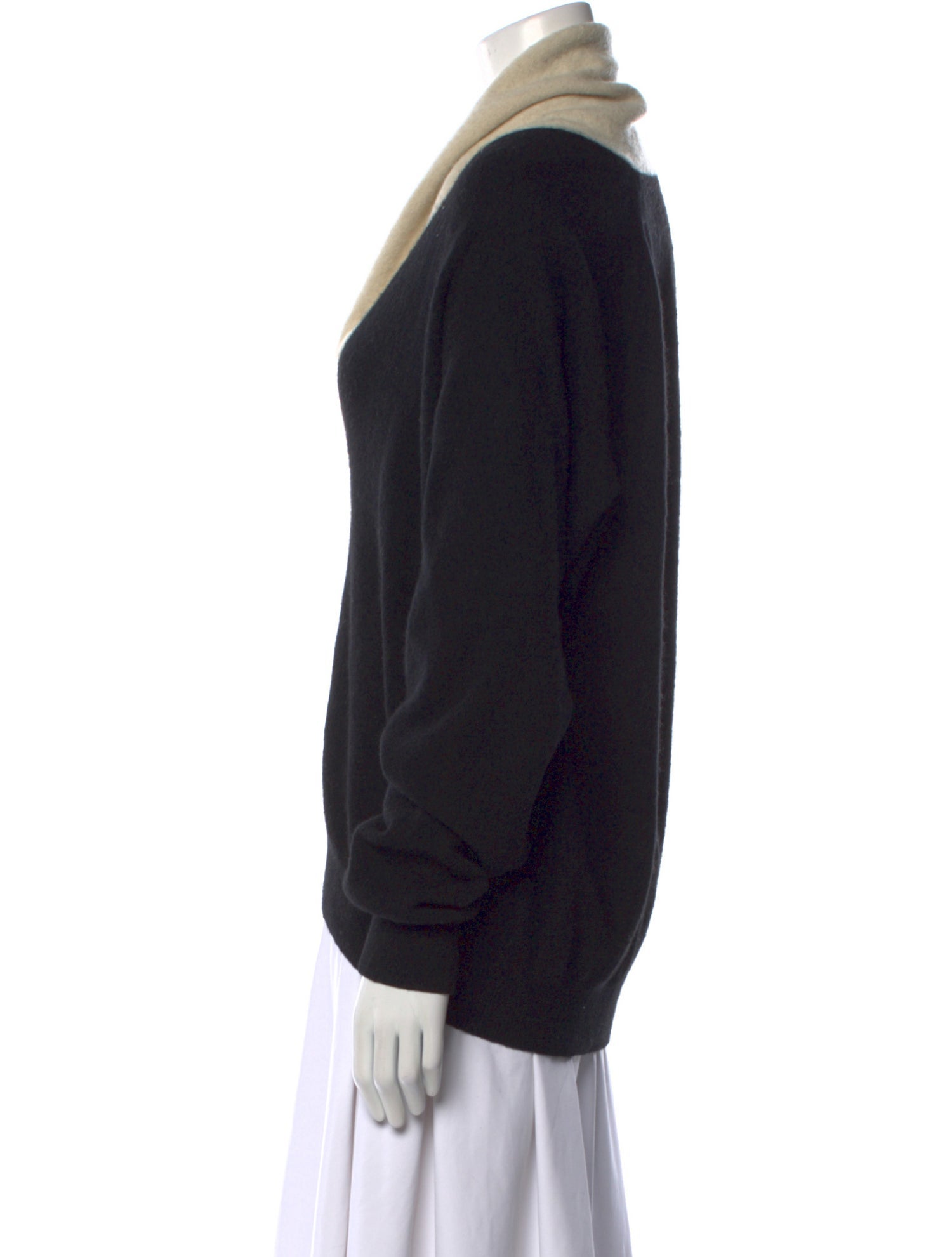 Frenckenberger Cashmere V-Neck Sweater