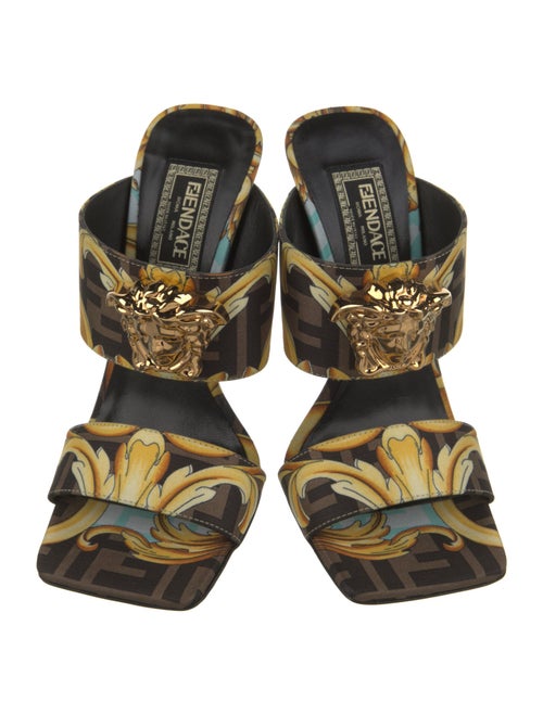 Fendace Zucca FF Logo Slides