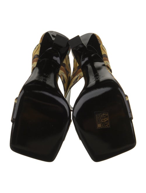 Fendace Zucca FF Logo Slides