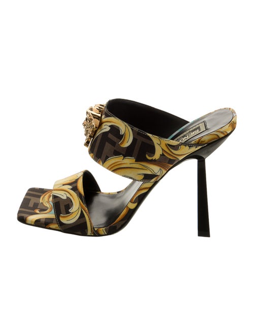 Fendace Zucca FF Logo Sandals