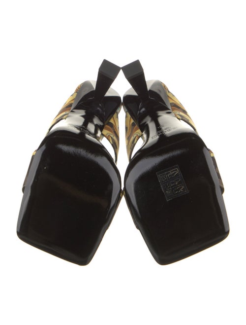 Fendace Zucca FF Logo Slides