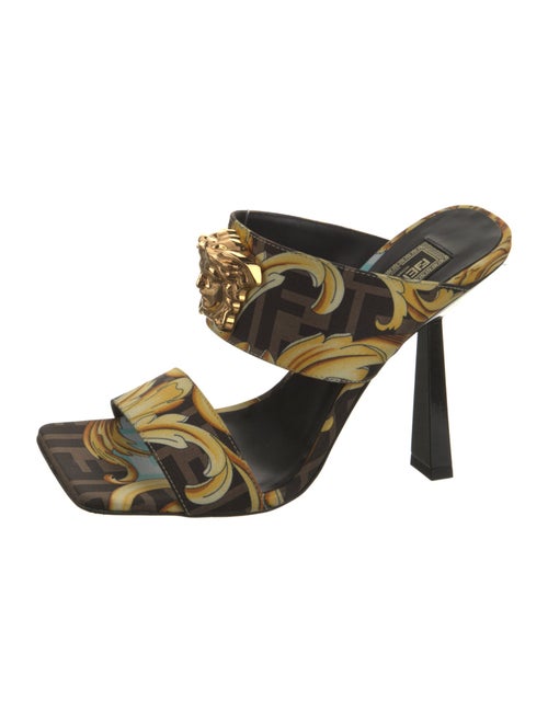 Fendace Zucca FF Logo Slides