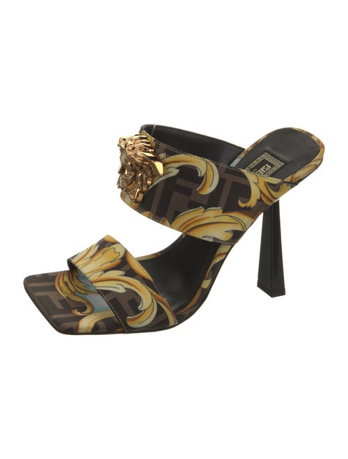 Fendace Zucca FF Logo Slides