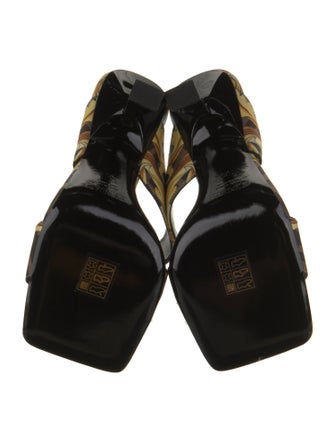 Fendace Zucca FF Logo Slides