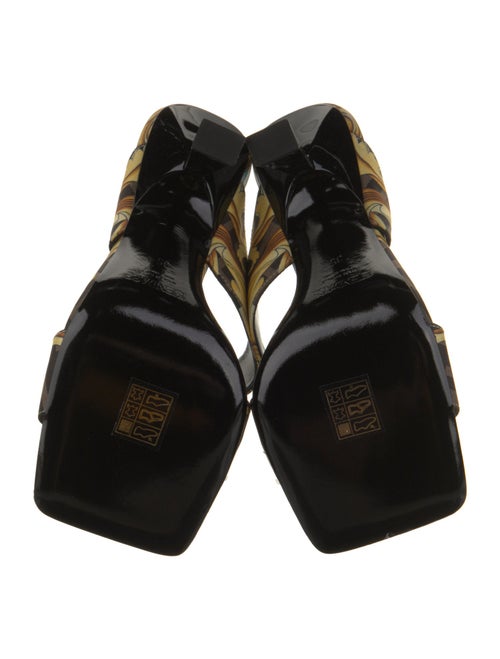 Fendace Zucca FF Logo Slides