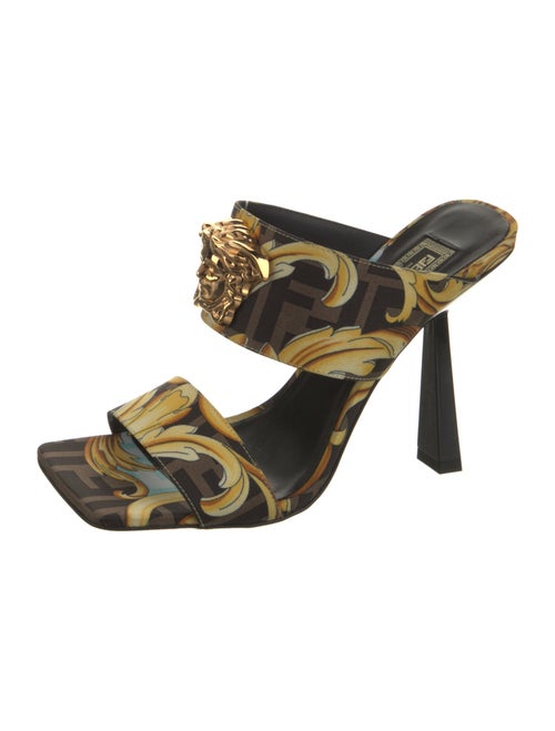 Fendace Zucca FF Logo Slides