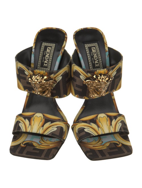 Fendace Medusa Insignia Silk Slides