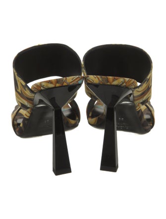 Fendace Medusa Insignia Silk Slides