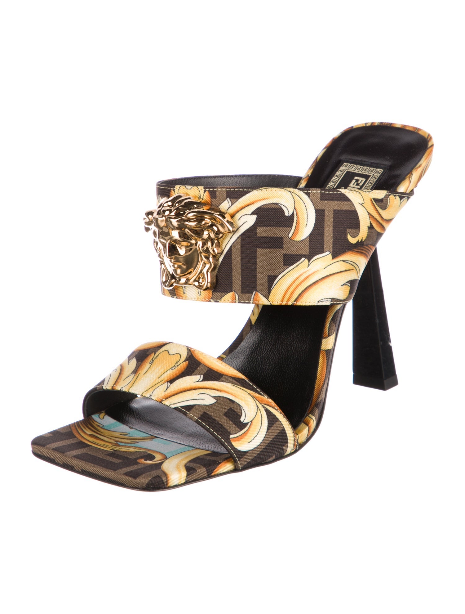 Fendace Zucca FF Logo Slides w/ Tags