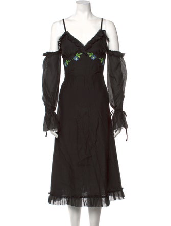 FLOW the Label V-Neck Long Dress