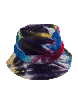 Gabriela Hearst blue cashmere Gabriela Hearst Bucket Hat with pattern print throughout.