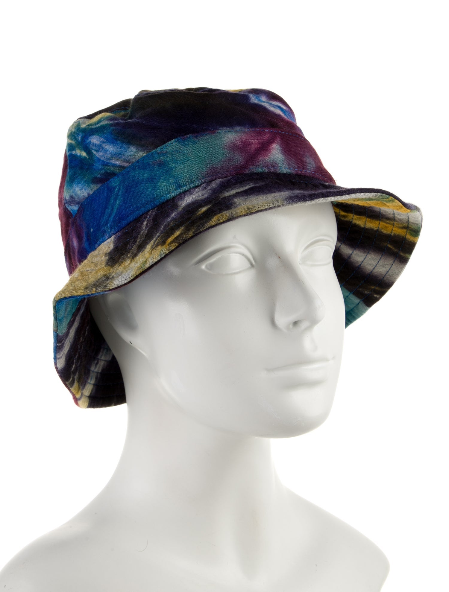 Gabriela Hearst blue cashmere Gabriela Hearst Bucket Hat with pattern print throughout.