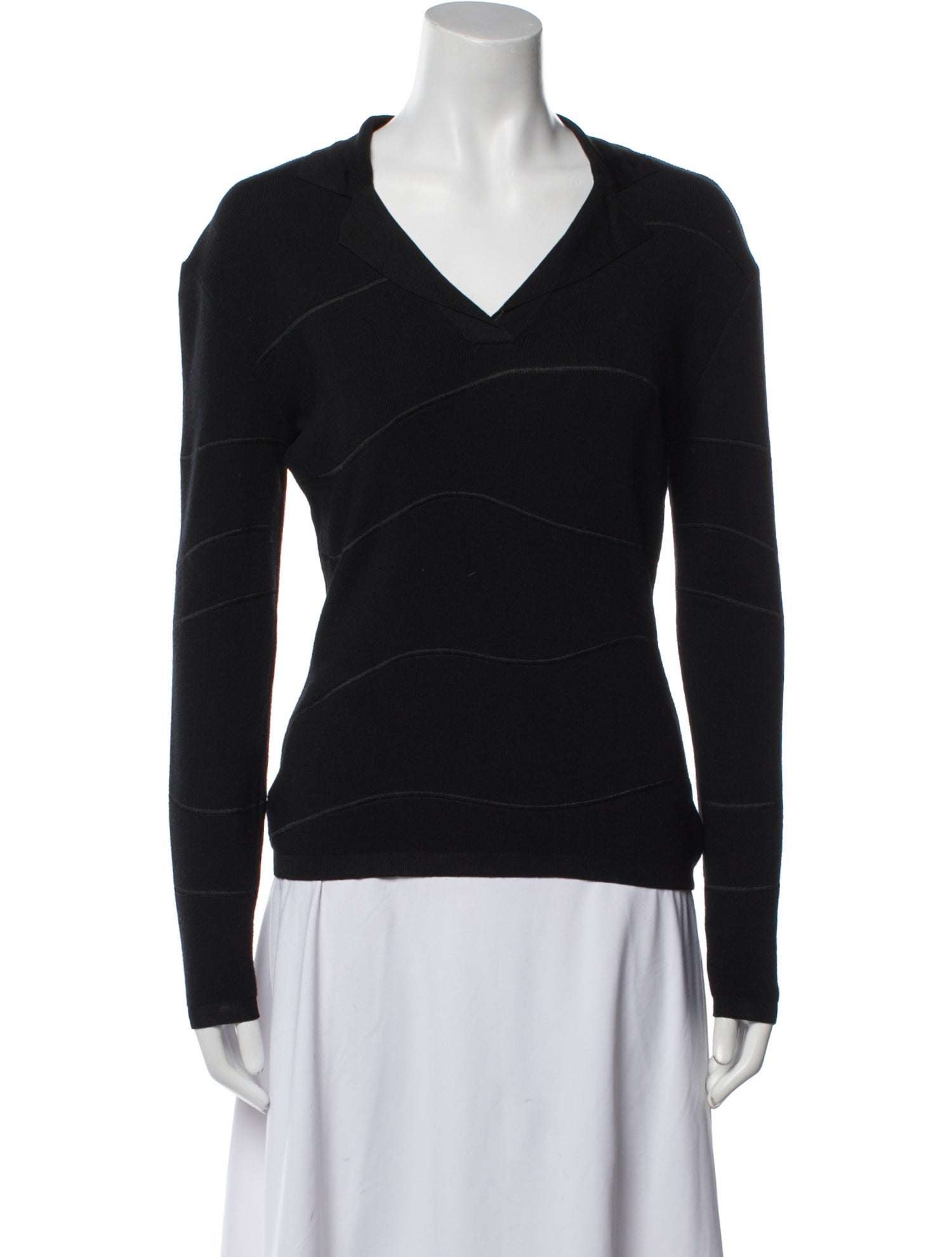 Genny V-Neck Long Sleeve Top
