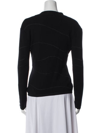 Genny V-Neck Long Sleeve Top