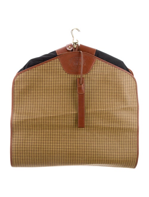 Ghurka The Cover-Up II Garment Cover Gold