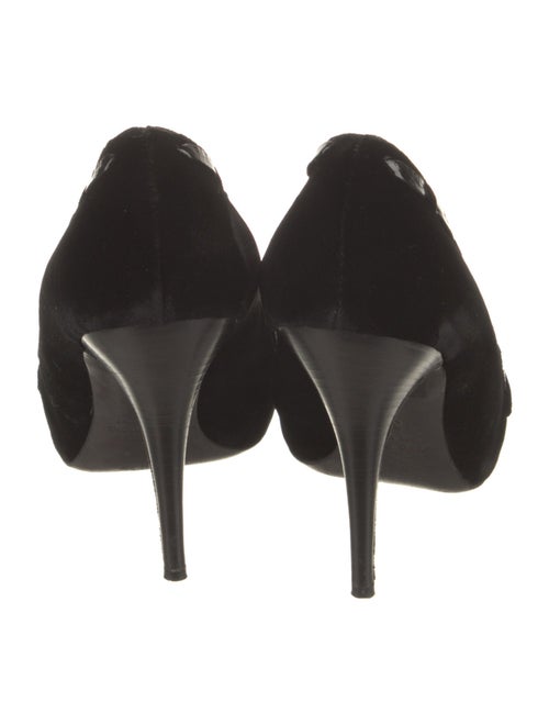 Giambattista Valli Velvet Pumps