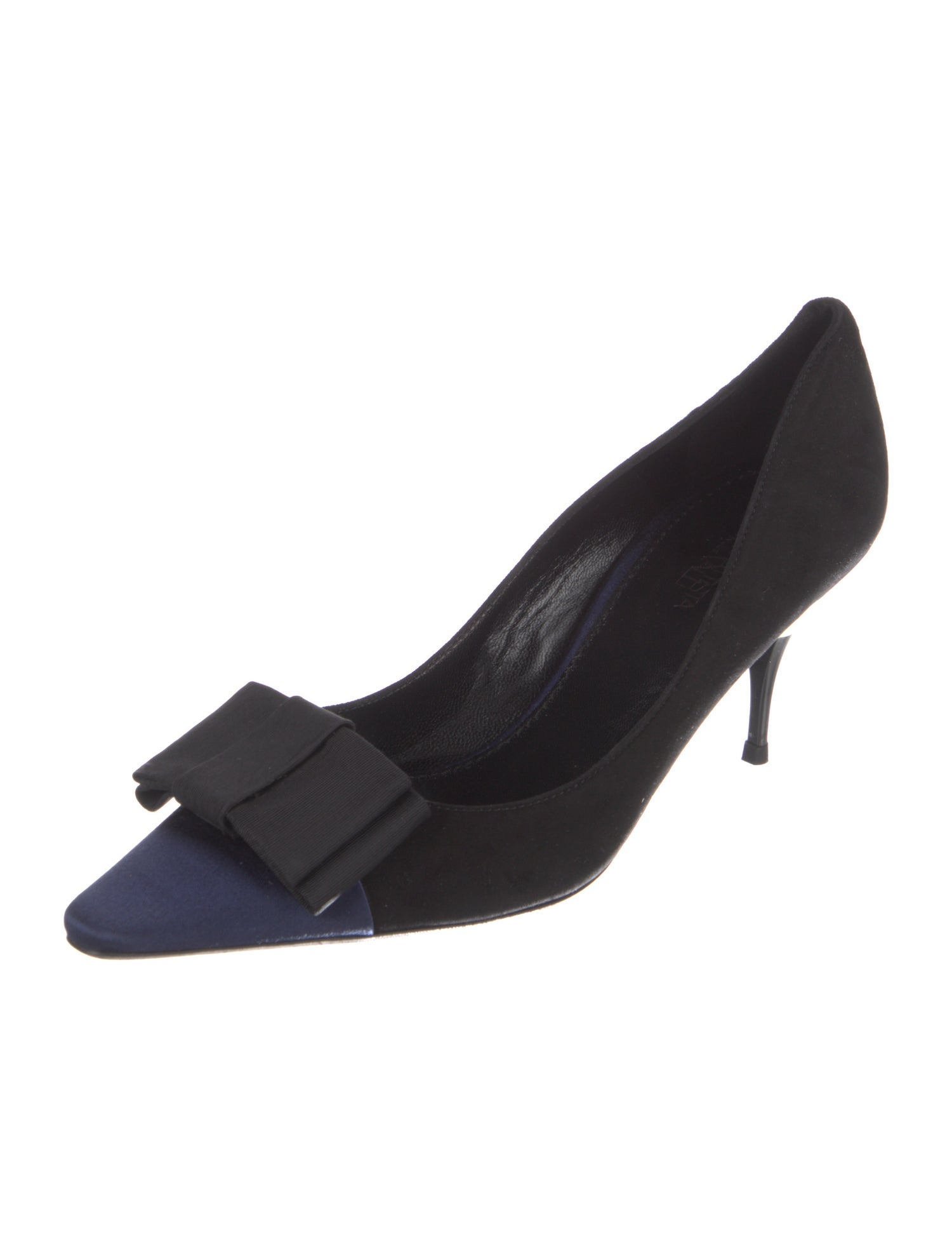 Giambattista Valli Velvet Bow Accents Pumps