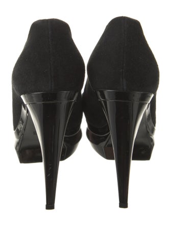 Gianfranco Ferre Suede Pumps