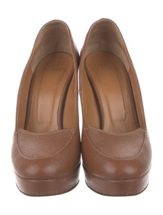 Gianfranco Ferre Leather Pumps