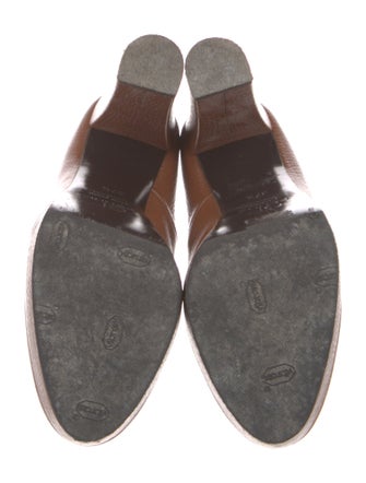 Gianfranco Ferre Leather Pumps