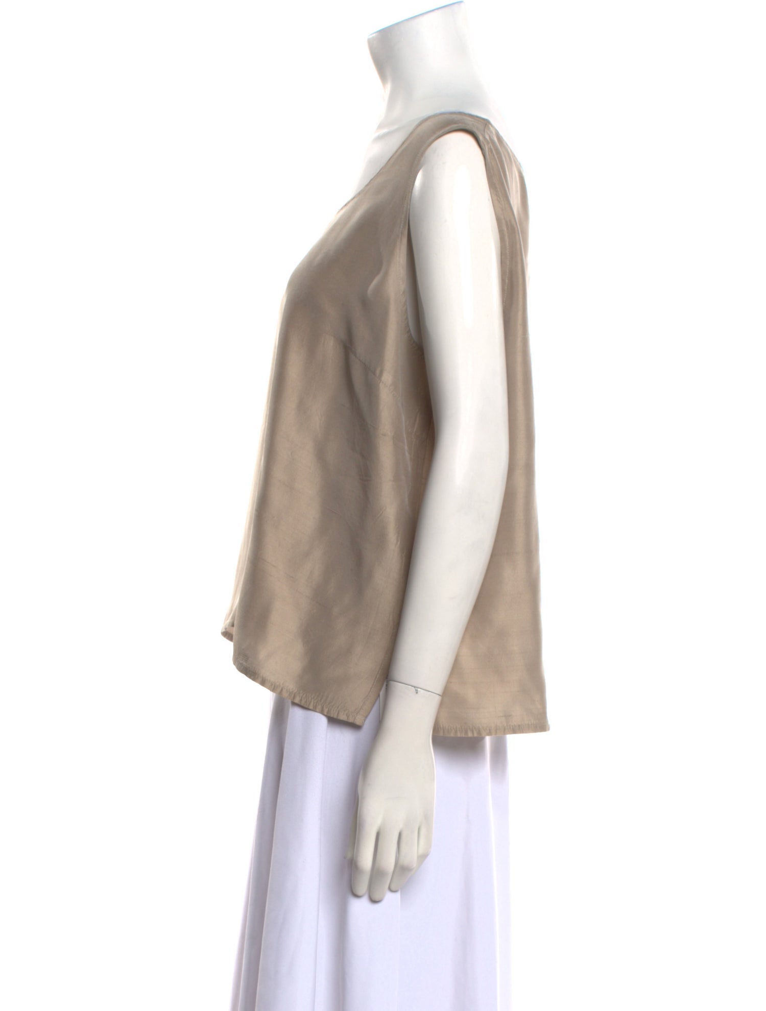 Gianfranco Ferre Scoop Neck Sleeveless Top