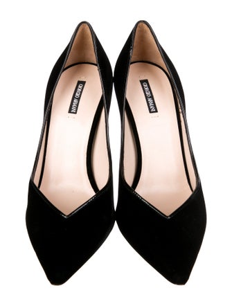 Giorgio Armani Velvet Pumps