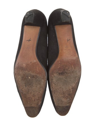 Giorgio Armani Suede Pumps