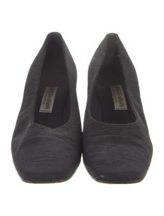 Giorgio Armani Suede Pumps