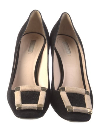 Giorgio Armani Suede Pumps