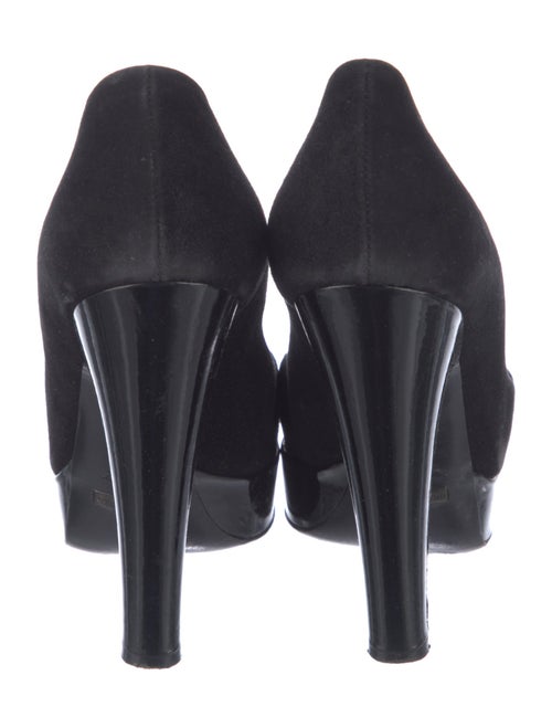 Giorgio Armani Suede Pumps
