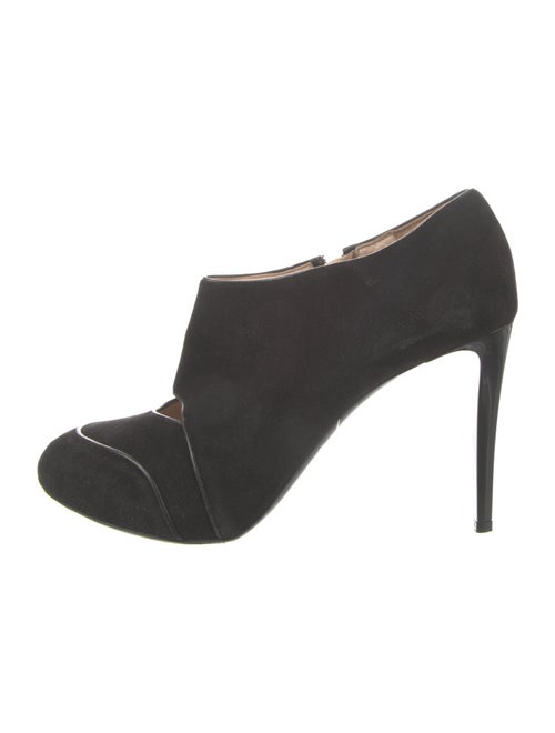 Giorgio Armani Suede Pumps