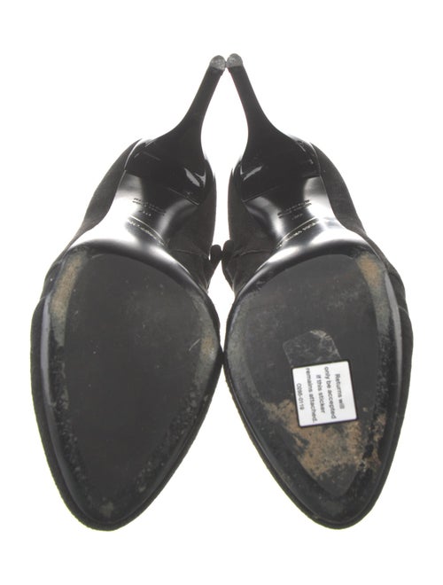 Giorgio Armani Suede Pumps