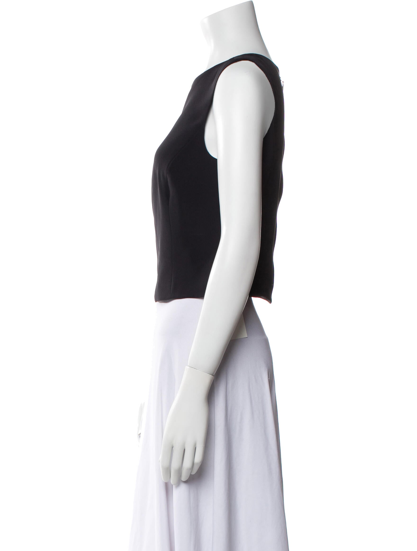 Giorgio Armani Virgin Wool Scoop Neck Crop Top