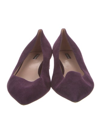 Giorgio Armani Suede Pumps
