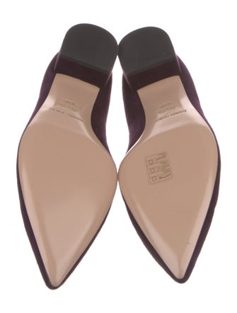 Giorgio Armani Suede Pumps