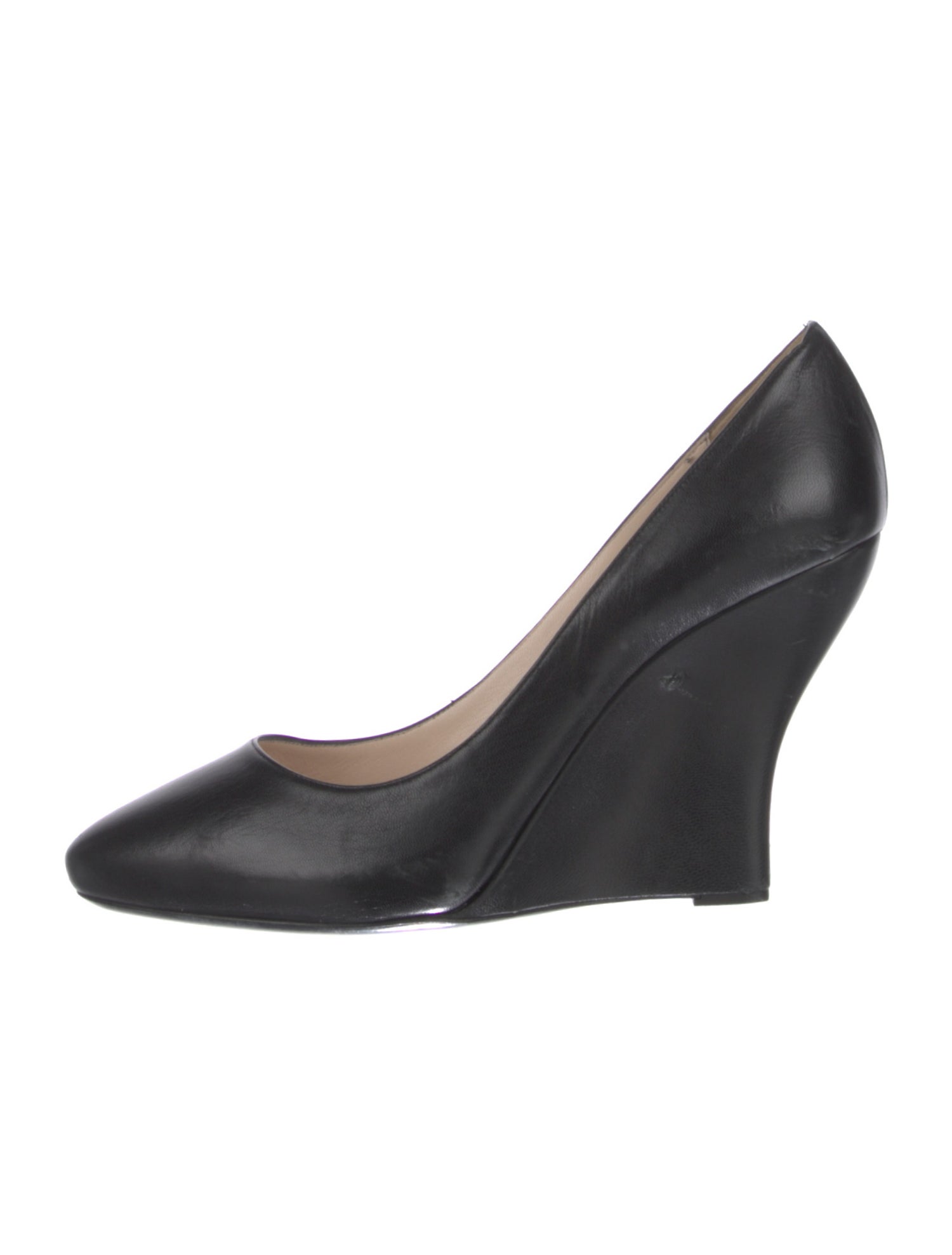 Giorgio Armani Leather Pumps