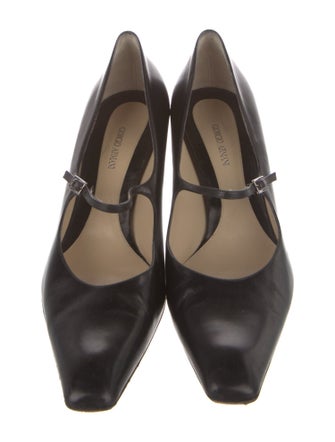 Giorgio Armani Leather Pumps
