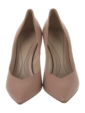Giorgio Armani Leather Pumps