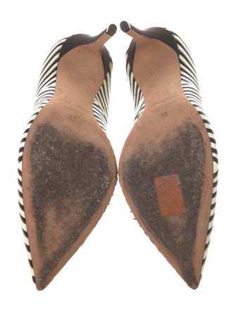 Giorgio Armani Leather Printed Pumps