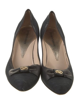 Giorgio Armani Suede Pumps