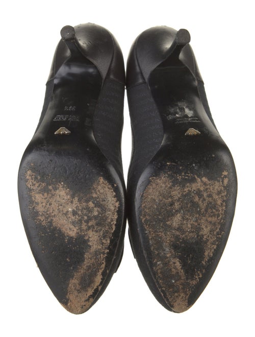Giorgio Armani Suede Pumps