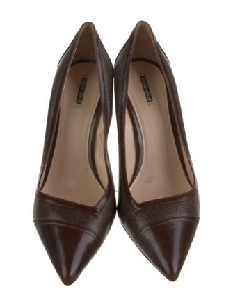 Giorgio Armani Leather Pumps