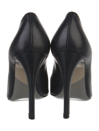Giorgio Armani Leather Pumps