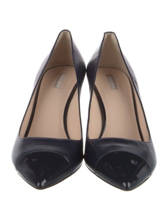 Giorgio Armani Leather Pumps