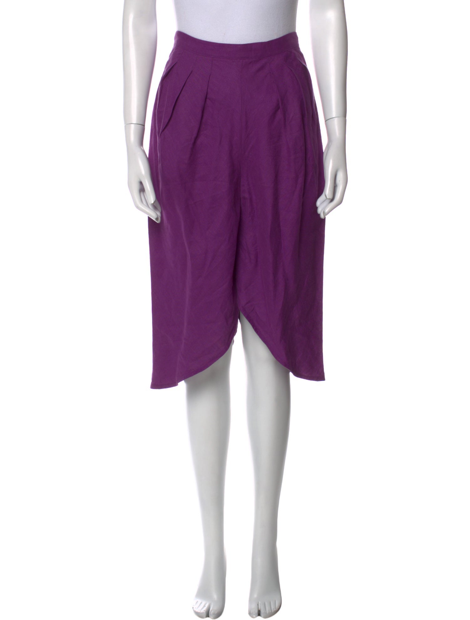 Giorgio Armani Linen Knee-Length Shorts