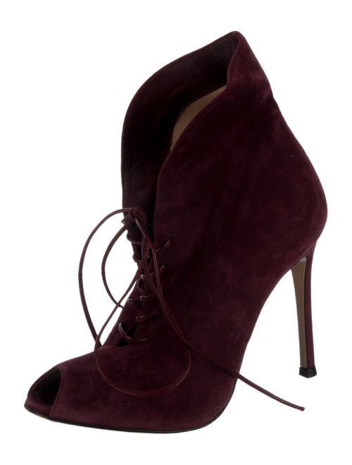 Gianvito Rossi Suede T-Strap Pumps