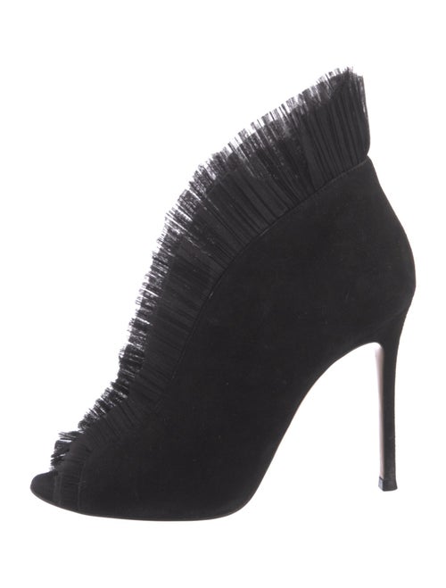 Gianvito Rossi Suede Ruffle Embellishment Pumps
